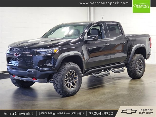 タリアトーレ46 COLORADO New 2025 Chevrolet Colorado ZR2 Crew Cab in Akron #C53186