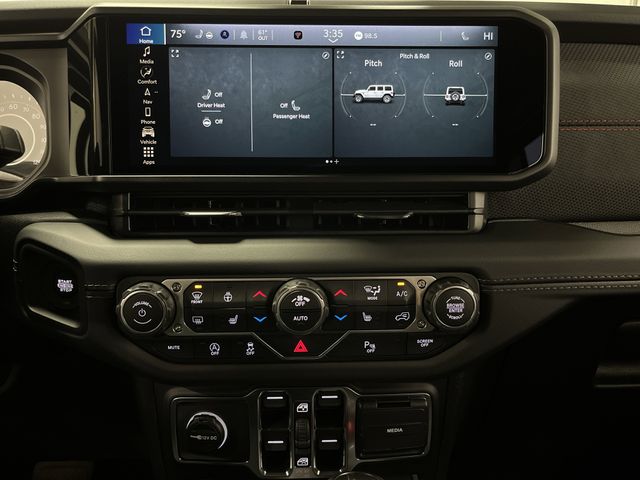 2025 Jeep Wrangler Rubicon X photo 8
