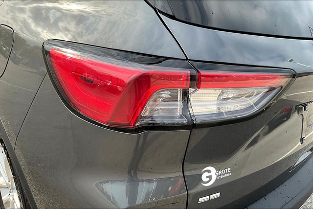 2021 Ford Escape Hybrid SE photo 28