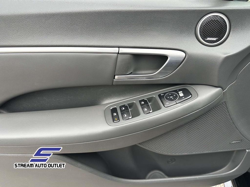 2022 Hyundai Sonata SEL Plus photo 14