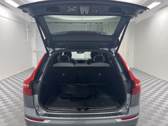 2021 Volvo XC60 Recharge Hybrid T8 Inscription photo 8