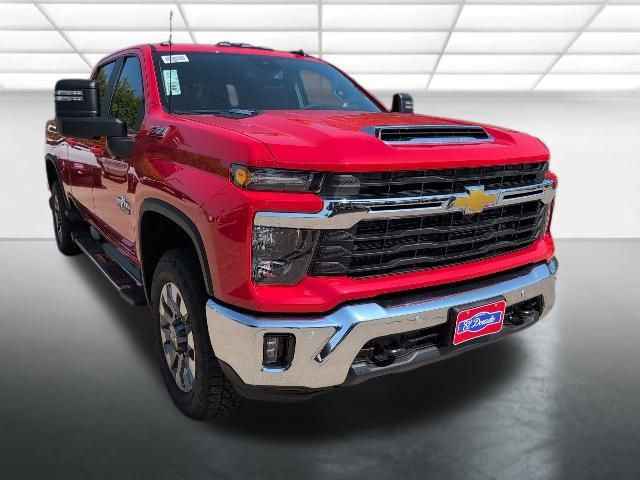 2025 Chevrolet Silverado 2500HD LT's photo
