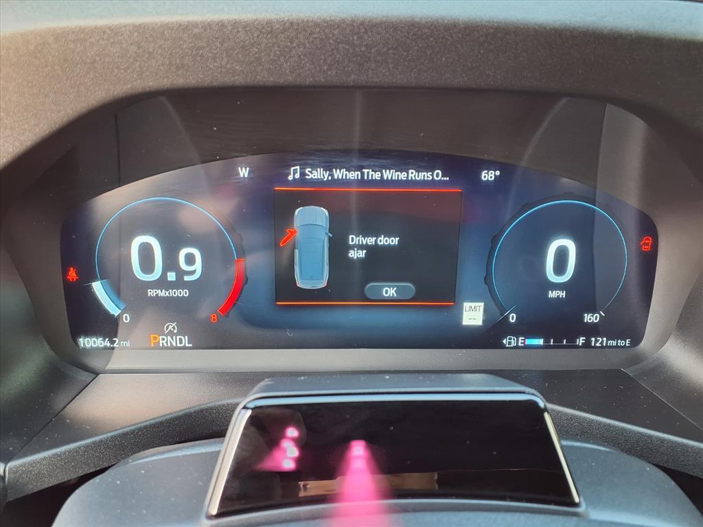 2025 Ford Explorer ST-Line photo 28