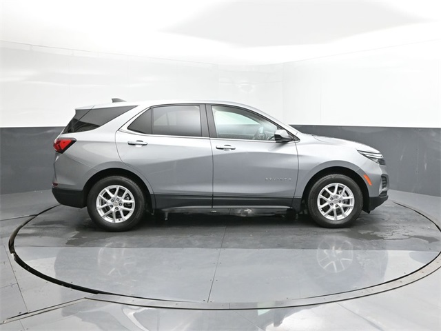 2024 Chevrolet Equinox LT photo 19