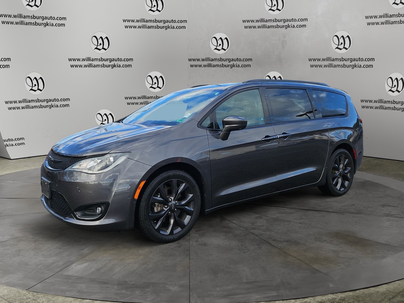 2019 Chrysler Pacifica Touring L Plus