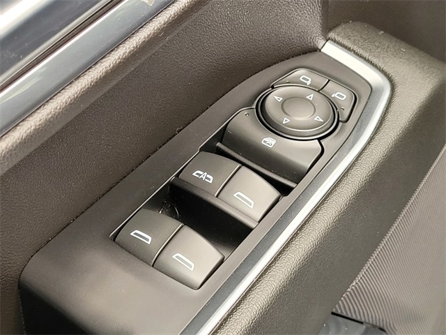 2023 Chevrolet Silverado 1500 RST photo 32