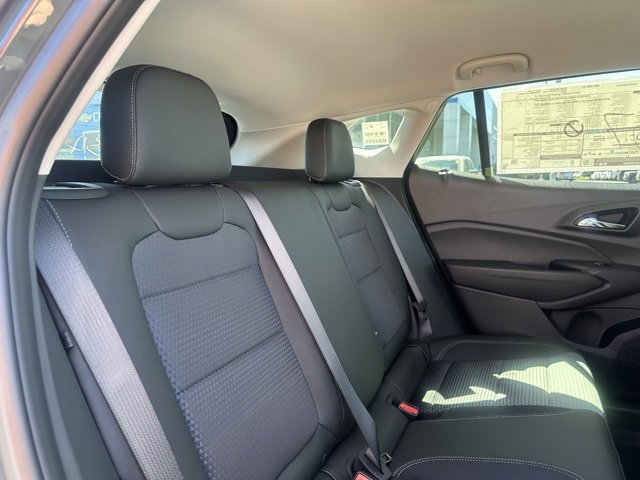 2025 Chevrolet Trax LT photo 18