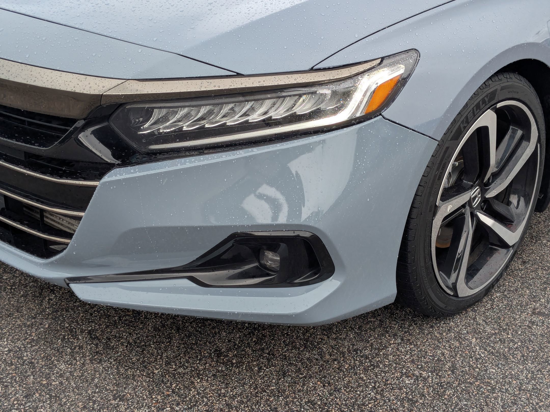 2022 Honda Accord Sport 2.0T photo 2