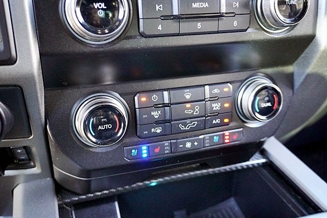 Used 2019 Gray Ford Raptor image 34