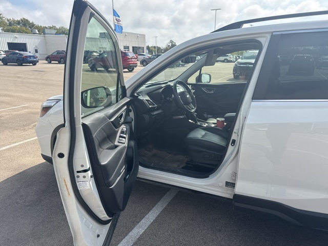 2020 Subaru Forester Limited photo 3