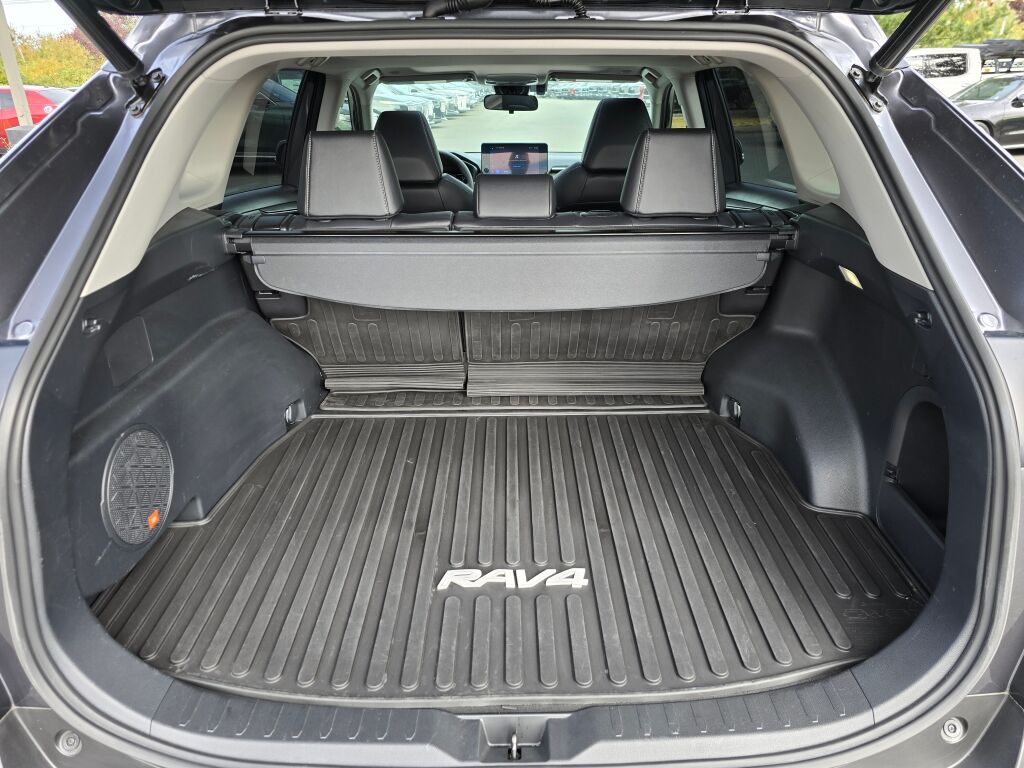 2023 Toyota RAV4 Hybrid XLE Premium photo 6