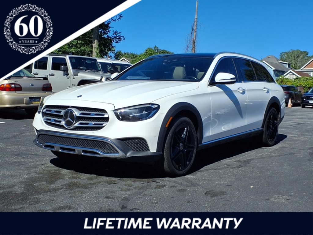 2021 Mercedes-Benz E-Class E450 All-Terrain's photo