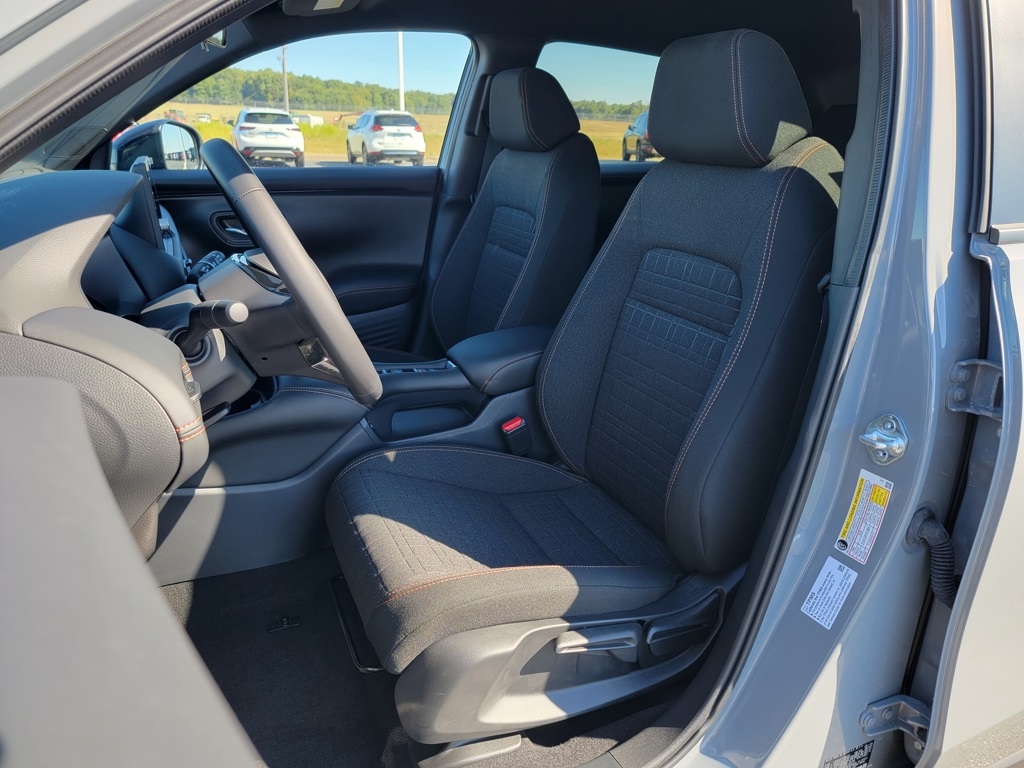 2026 Honda HR-V Sport photo 2