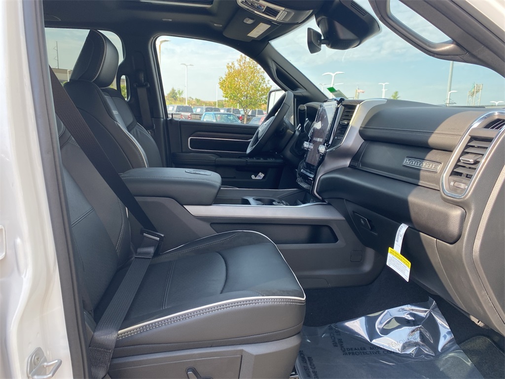 2026 Ram 2500 Laramie photo 28