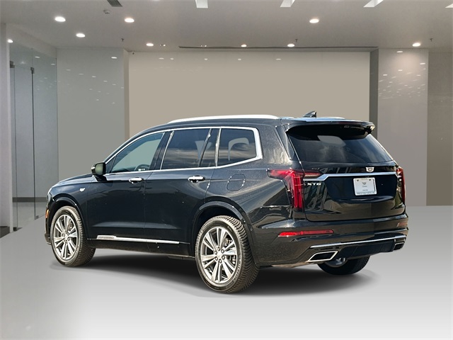 2020 Cadillac XT6 Premium Luxury photo 2