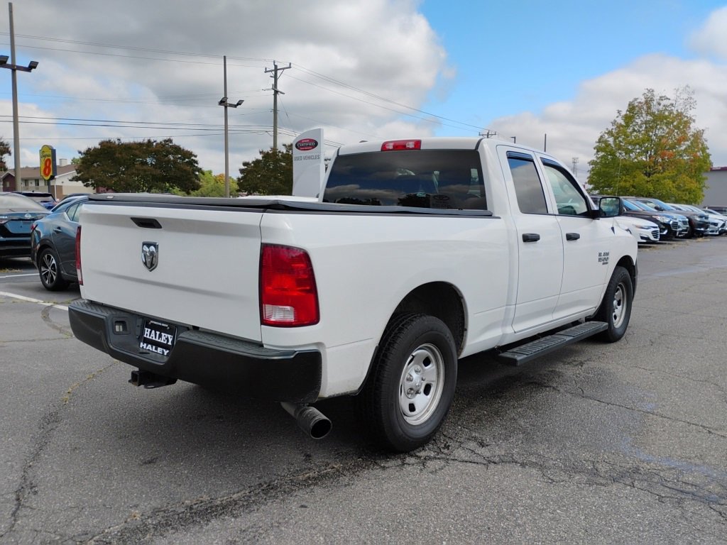 2022 Ram 1500 Classic Tradesman photo 2