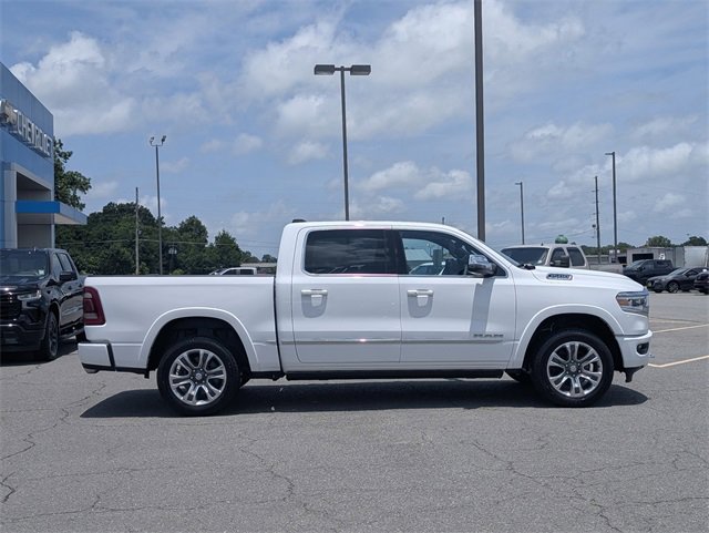 2023 Ram 1500 Limited photo 2