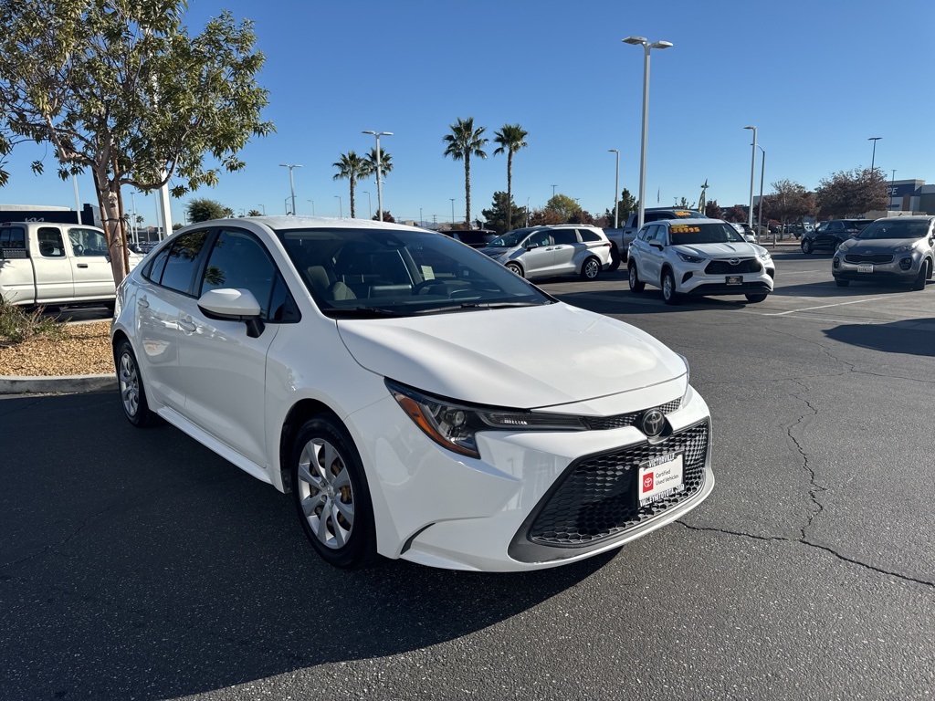 2021 Toyota Corolla LE photo 4