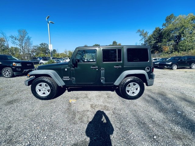 2011 Jeep Wrangler Unlimited Sport photo 2