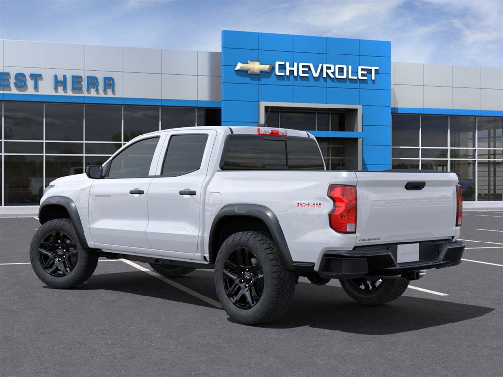 2025 Chevrolet Colorado Trail Boss photo 3