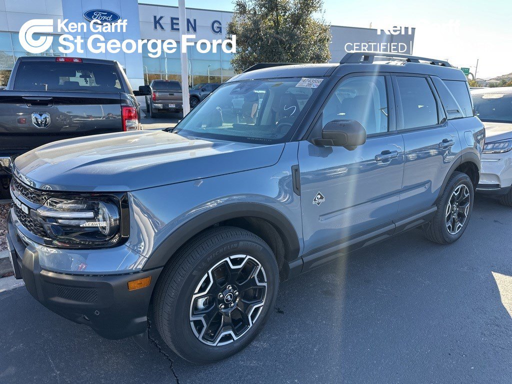 2025 Ford Bronco Sport Outer Banks's photo