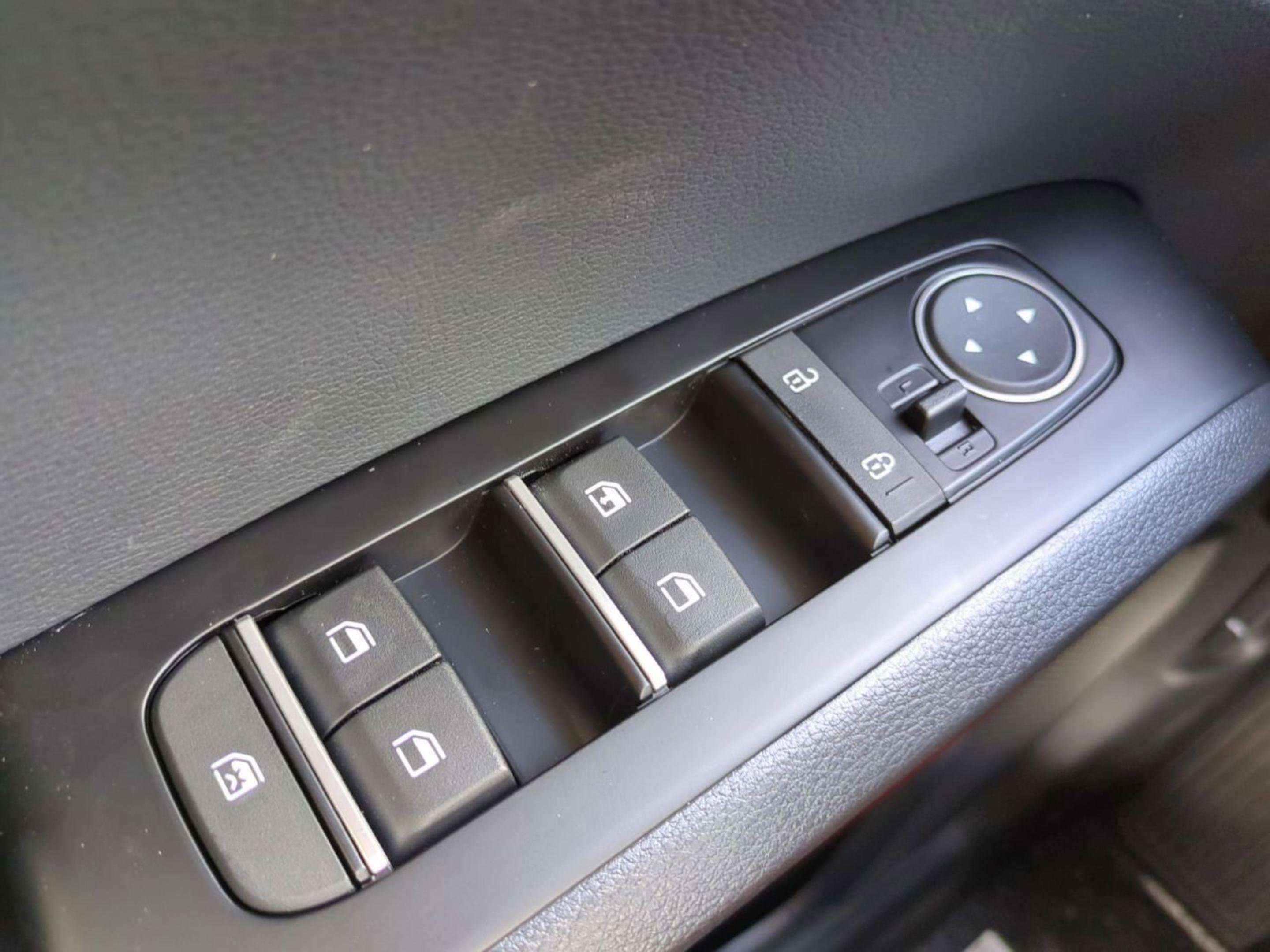 2025 Kia Soul GT-Line photo 22