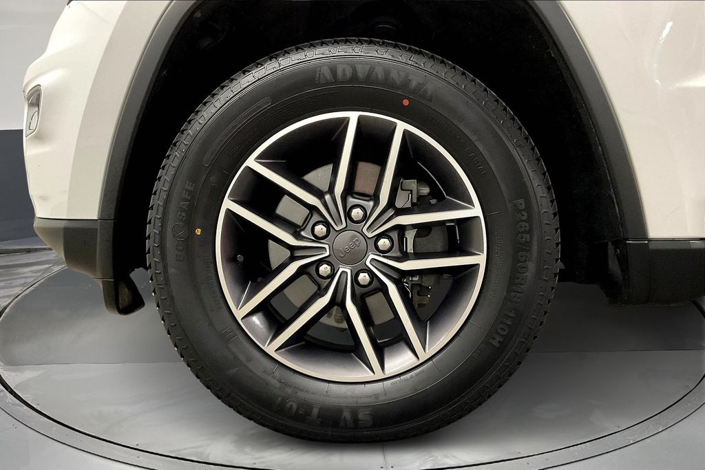 2020 Jeep Grand Cherokee Limited photo 9
