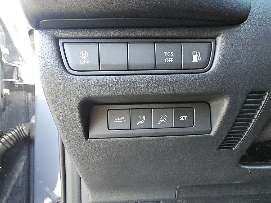 2025 Mazda CX-50 Premium Plus photo 25