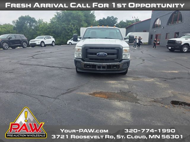 2015 Ford F-350 photo 3