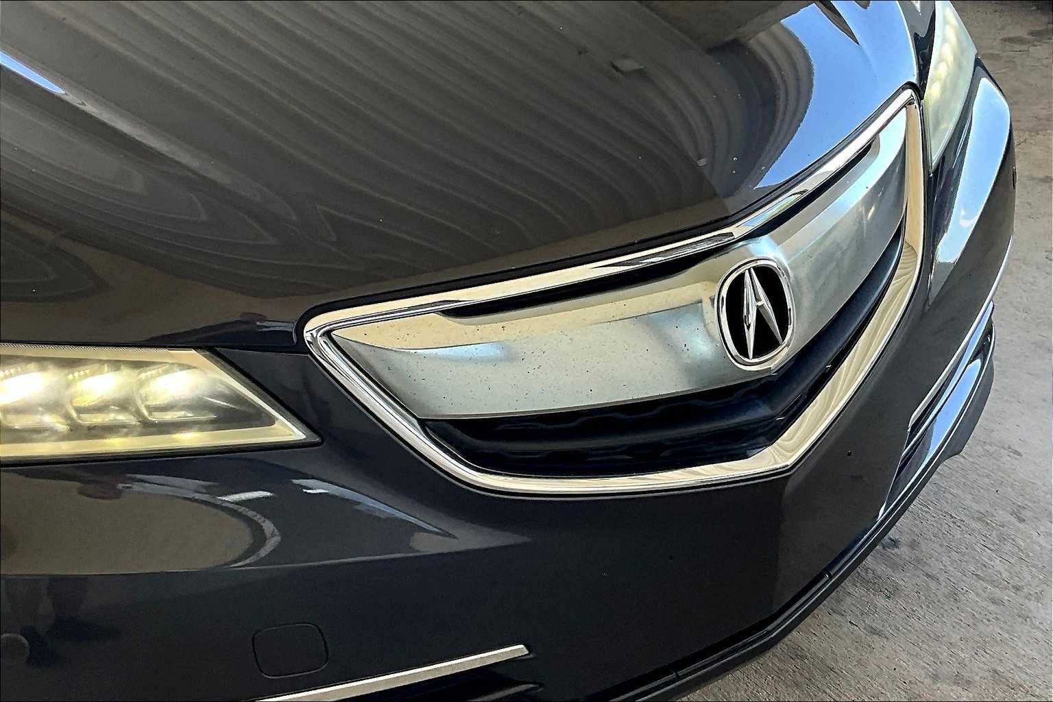 2015 Acura TLX Advance photo 29