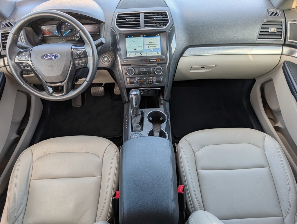 2018 Ford Explorer XLT photo 4