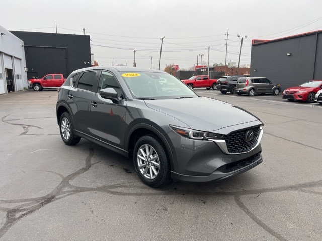 2023 Mazda CX-5 S Select Package's photo