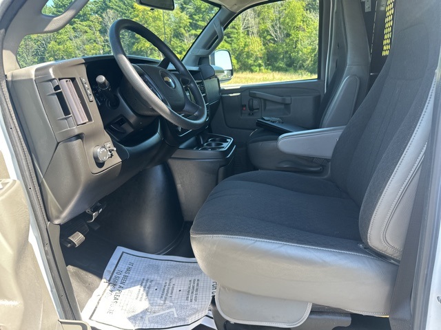 2023 Chevrolet Express 2500 Work Van photo 11