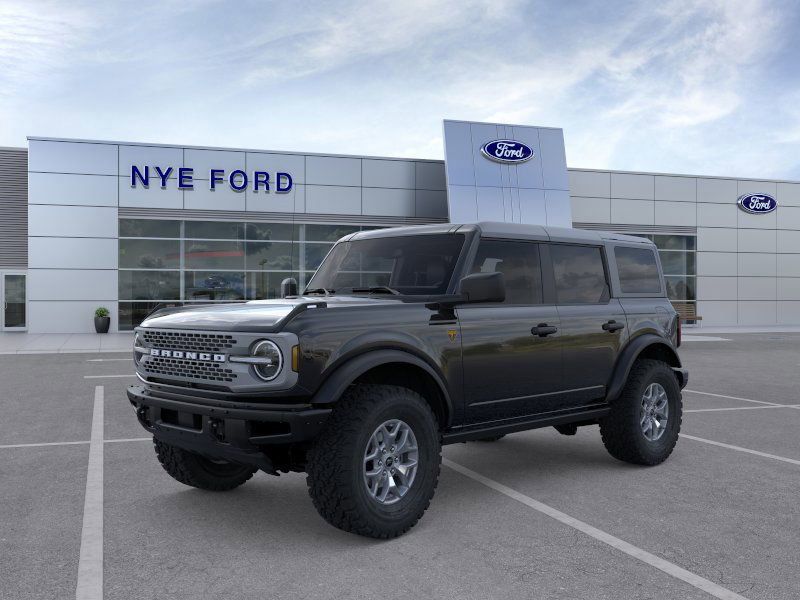 2025 Ford Bronco Badlands photo 2