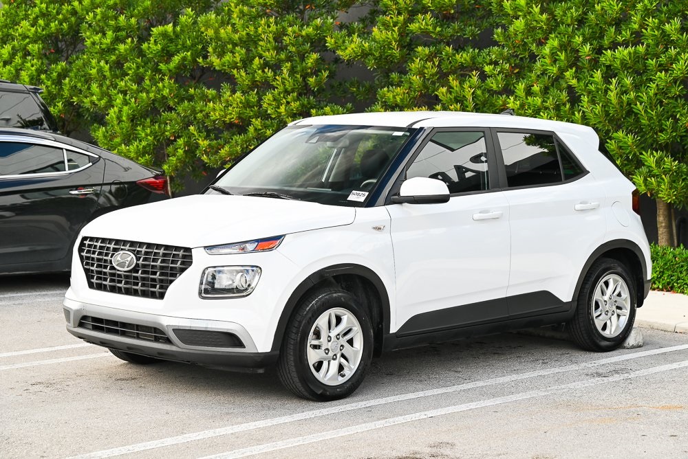 2022 Hyundai Venue SE