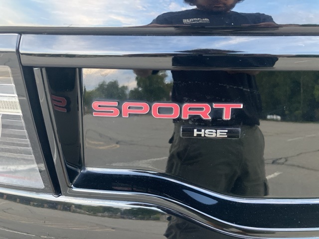 2019 Land Rover Discovery Sport HSE photo 33
