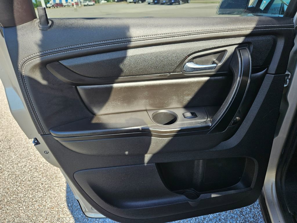 2017 Chevrolet Traverse 1LT photo 22
