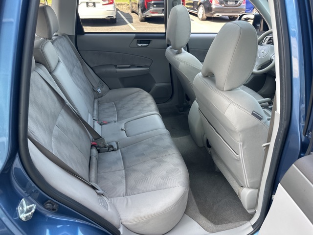 2010 Subaru Forester 2.5X Premium photo 29
