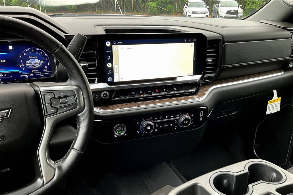 2022 Chevrolet Silverado 1500 RST photo 10