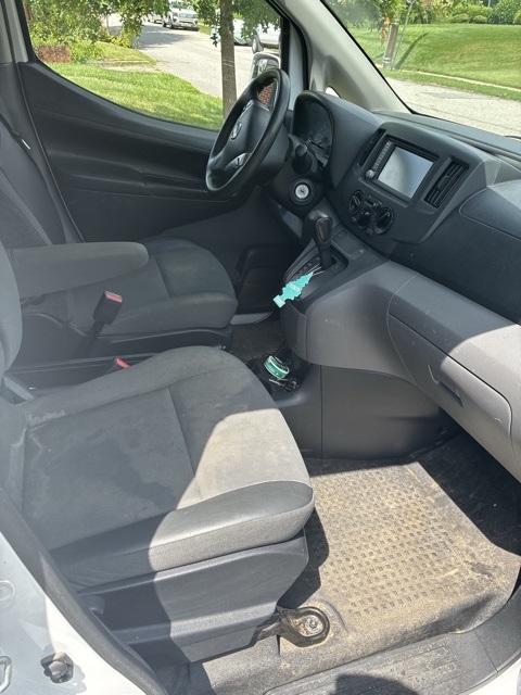 2020 Nissan NV200 SV photo 4