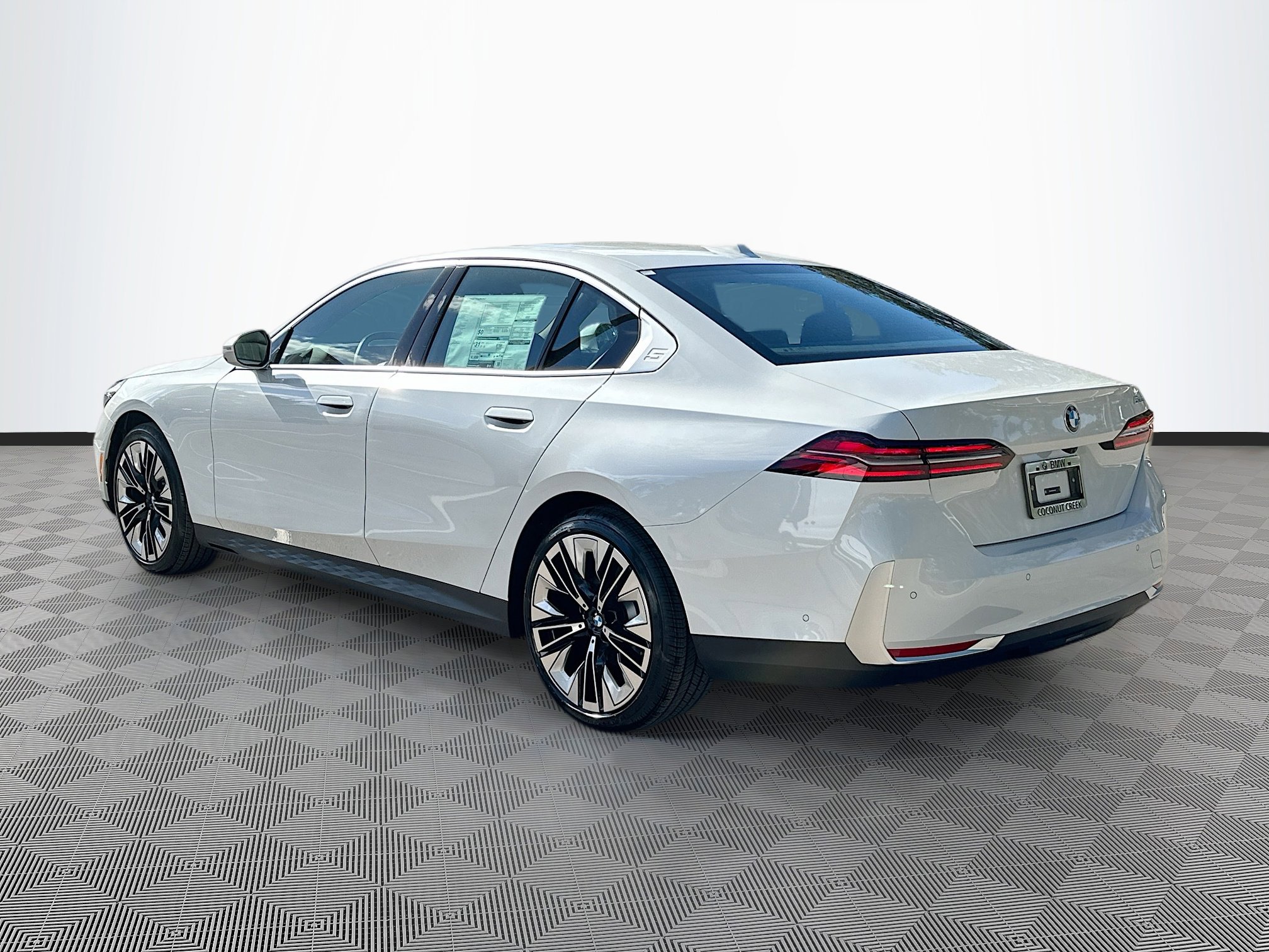 2025 Bmw 530i photo 4