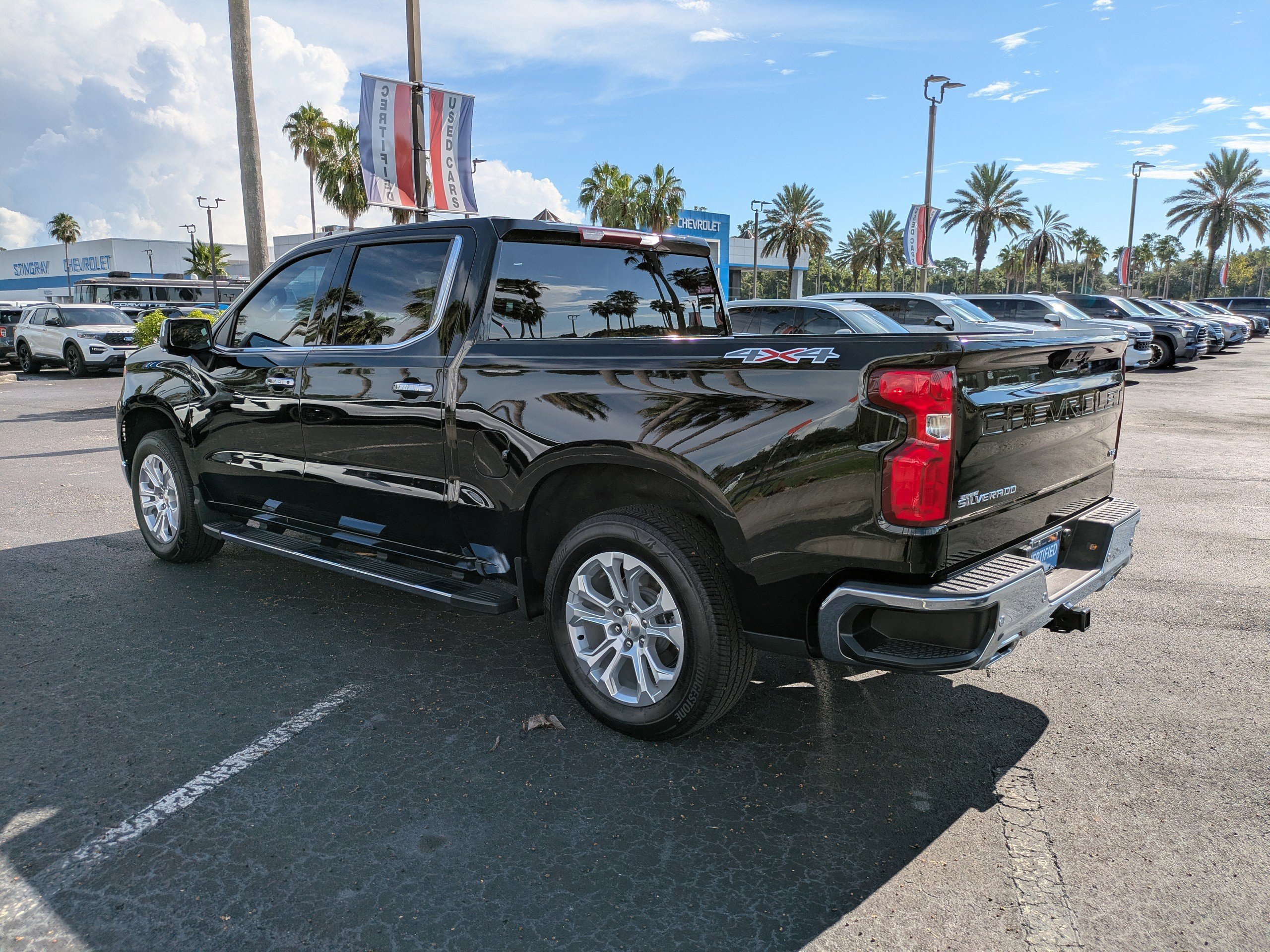 2023 Chevrolet Silverado 1500 LTZ photo 5