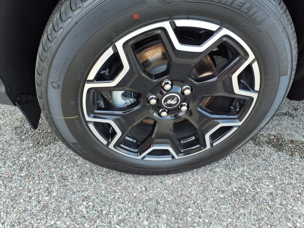 2025 Ford Bronco Sport Outer Banks photo 8