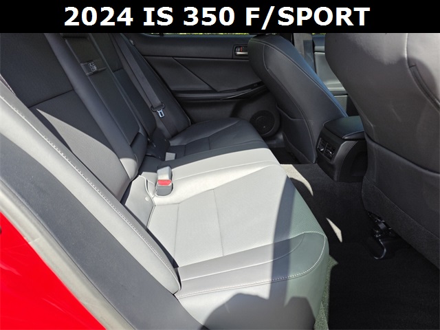 2024 Lexus IS 350 F SPORT photo 13