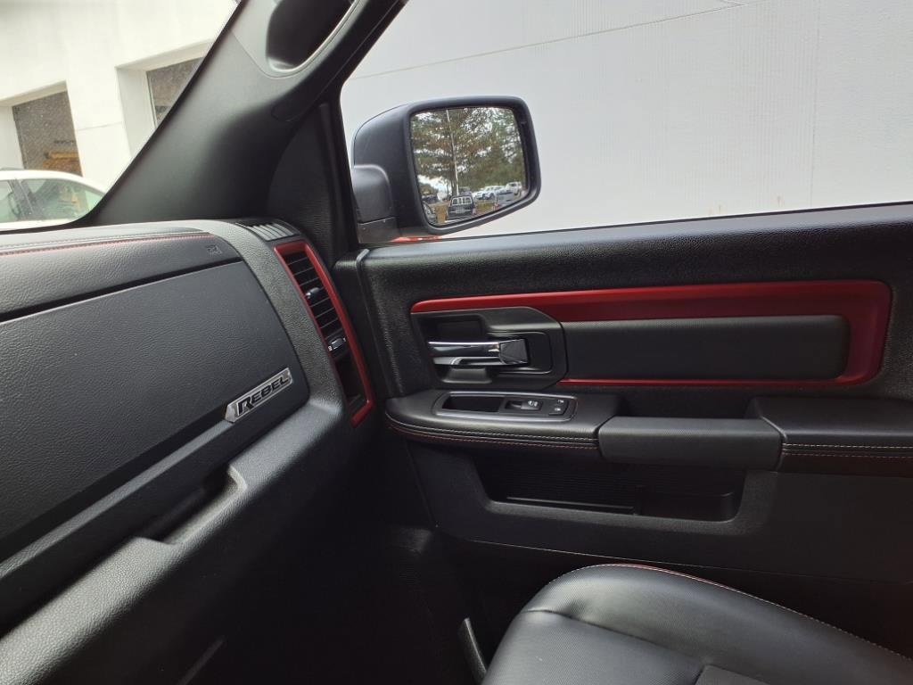 2016 Ram 1500 Rebel photo 17