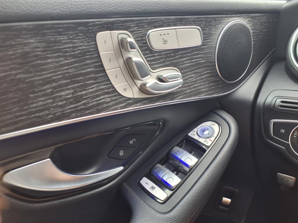 2022 Mercedes Benz GLC 300 4MATIC photo 20