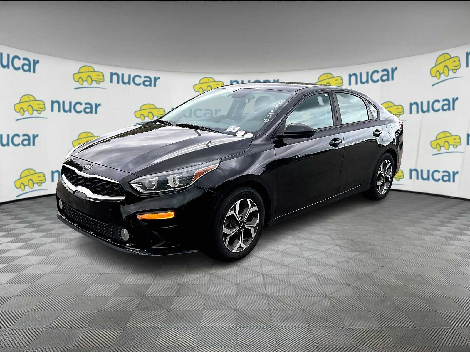 2019 Kia Forte LXS photo 2