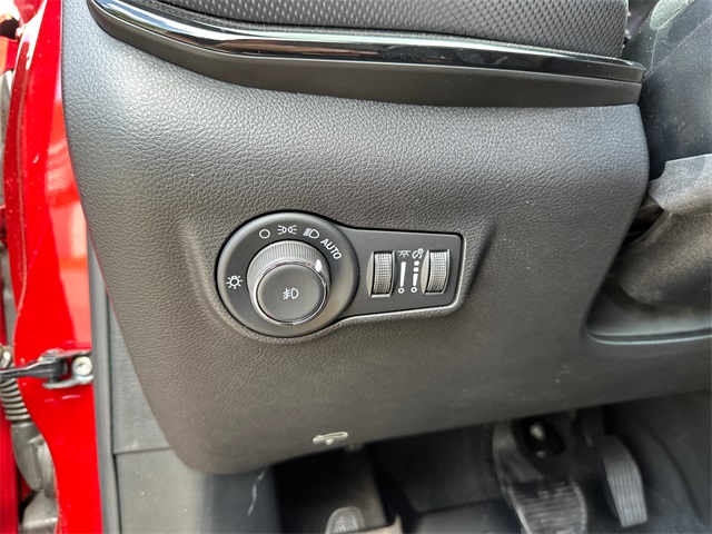 2025 Jeep Compass Latitude photo 32