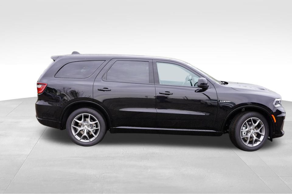 2026 Dodge Durango GT photo 2