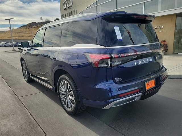 2025 Infiniti QX80 Luxe photo 8